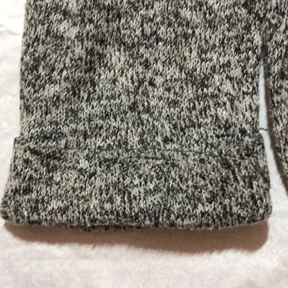 👚Forever 21 women’s 3/4 sleeves sweater - Picture 4 of 4